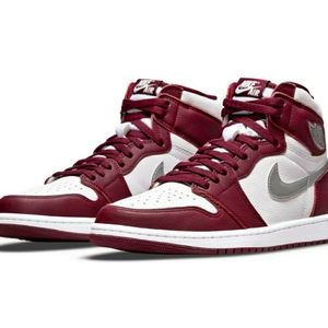 Jordan 1 Retro High OG Bordeaux (GS) Mens